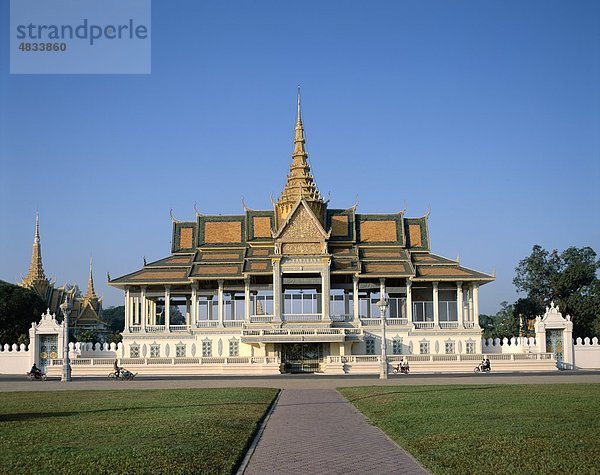 Kambodscha  Asien  Chan  Chaya  Holiday  Landmark  Pavillon  Phnom Penh  Königspalast  Tourismus  Reisen  Ferienhäuser