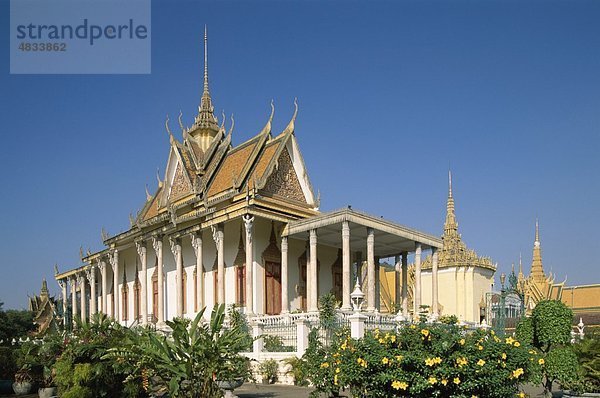 Buddha  Kambodscha  Asien  Smaragd  Urlaub  Landmark  Pagode  Phnom Penh  Königspalast  Silber Pagode  die  Tourismus  Reisen  Vacat