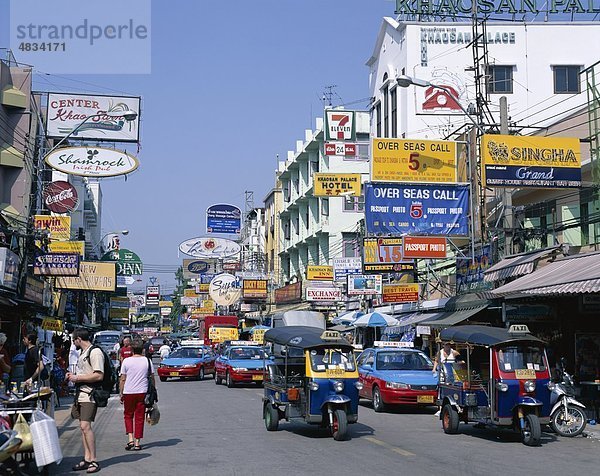 Asien  Bangkok  Urlaub  Khao  Landmark  Road  San  Shopper  Straßenszene  Thailand  Tourismus  Reisen  Tuk  Tuks  Urlaub