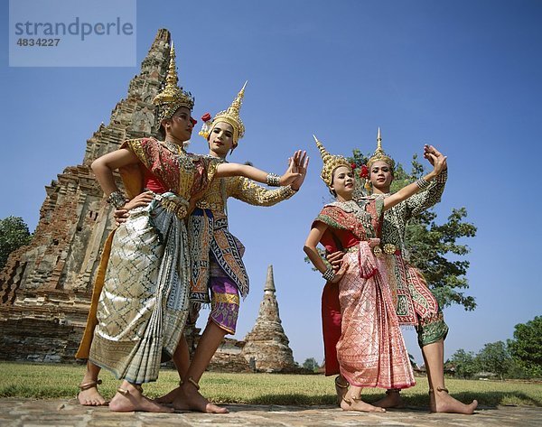 Bangkok  Hauptstadt  Urlaub  Modell  tanzen  Tänzer  Sehenswürdigkeit  Asien  thailändisch  Thailand  Tourismus