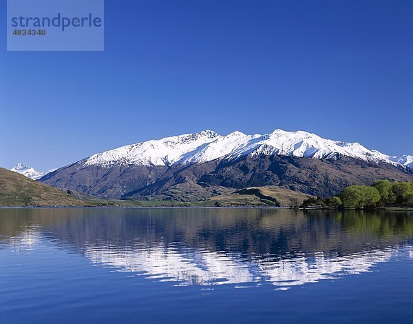 Urlaub  See  Landmark  Mountain  New Zealand  Bereiche  Südinsel  Südalpen  Tourismus  Reisen  Urlaub  Wanaka