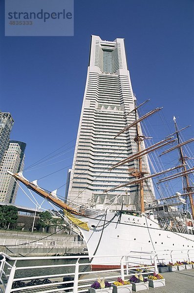 Asien  Bezirk  historische  Urlaub  Japan  Landmark  Landmark Tower  Maritime  Minato  Mirai  Museum  Nipponmaru  Schiff  Tourismus