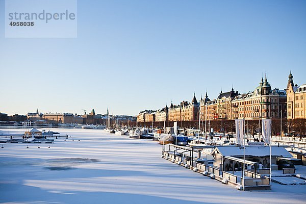 Ansicht der Stadt im winter