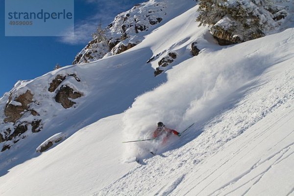 Österreich  Tirol  Kitzbühel  Skifahren für Erwachsene