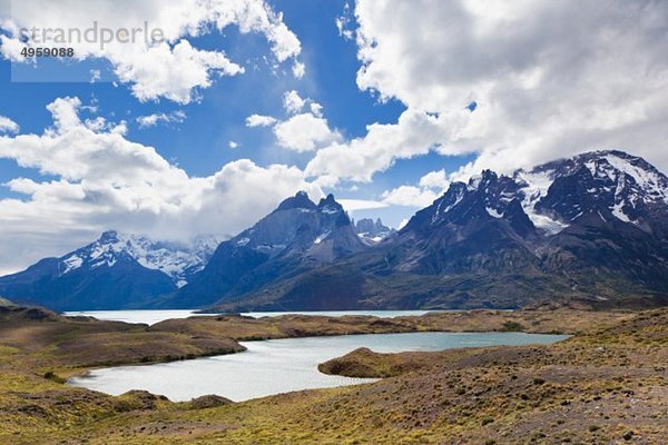 SÃ?damerika  Chile  Patagonien  Blick auf die Berge mit nordenskjÄd-See