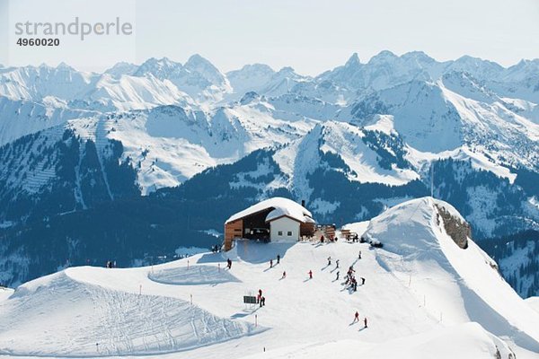 Österreich  Kleinwalsertal  Skigebiet  Berghütte