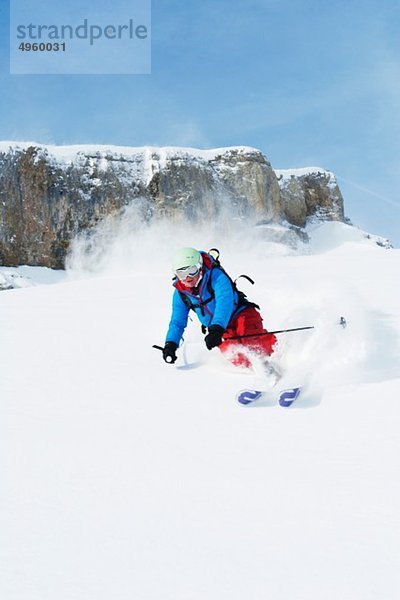 Österreich  Kleinwalsertal  Skifahren Frauen