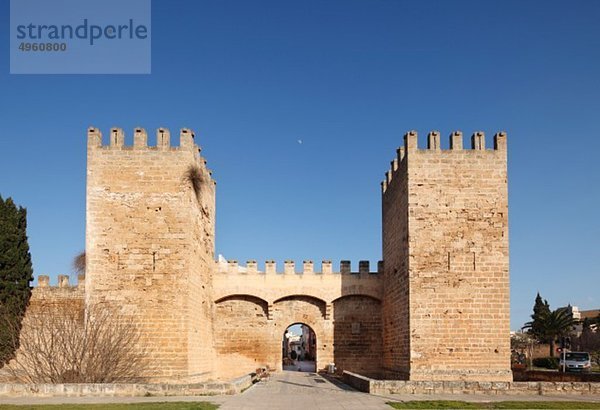 Porta de Sant Sebastia  Alcudia  Mallorca  Balearen  Spanien  Festungsansicht