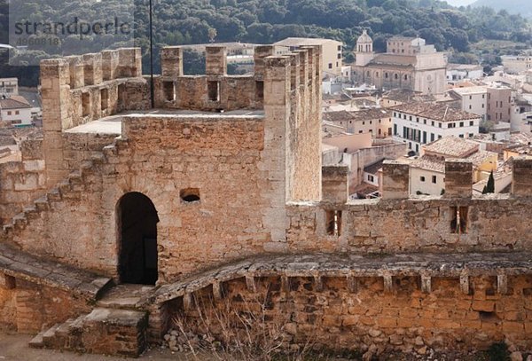 Spanien  Balearen  Mallorca  Blick auf die Burg Capdepera