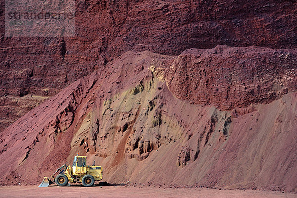 Bulldozer in mine