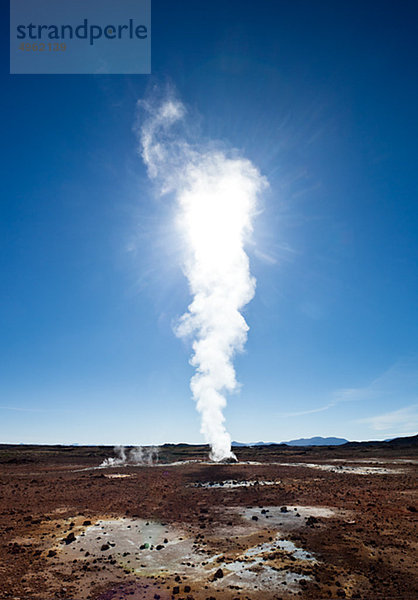 Dampf von Geysir