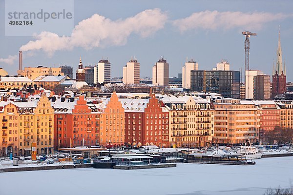 Skyline der Stadt mit Altstadt und Wohnviertel