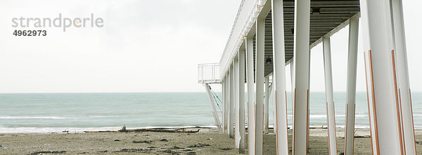 Pier am Strand  Lido  Venedig  Italien