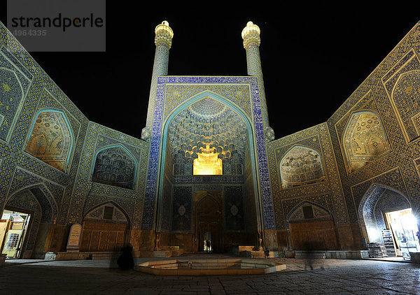 Iran  Isfahan  Shah-Moschee in der Nacht  UNESCO Weltkulturerbe-Liste