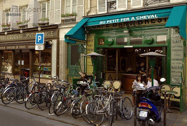 Europa  Frankreich  Paris  das Cafe in der Marais