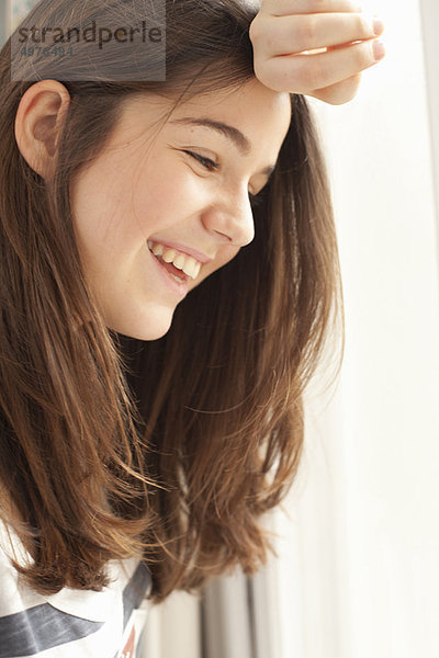 Portrait  Jugendlicher  lächeln  Mädchen