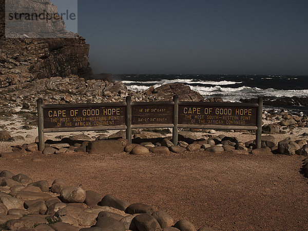 Kap der Guten Hoffnung Schild am Strand