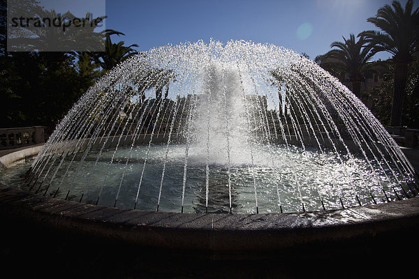 Wasserfontäne vor dem Monaco Casino