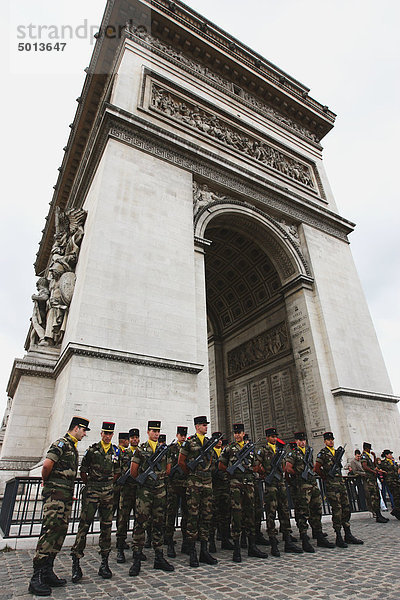 Französische Soldaten  Paris