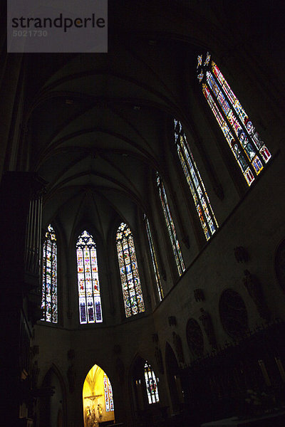 Buntglasfenster in der Kirche Saint Martin  Colmar  Frankreich