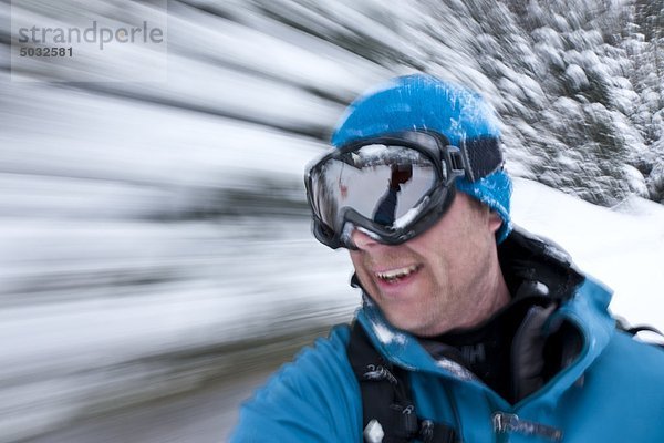Mann Skifahren  Nahaufname