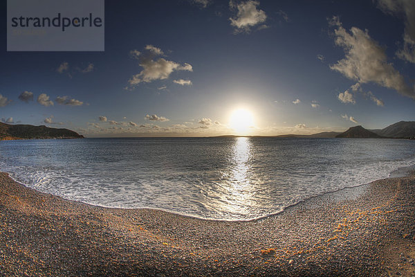 Griechenland  Kreta  Palekastro  Blick auf Sonnenaufgang am Strand