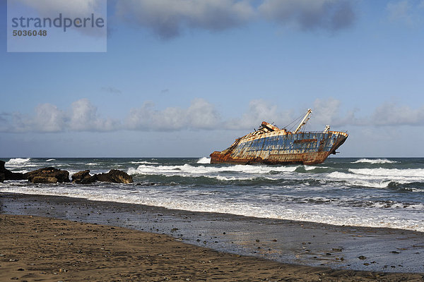 Spanien  Kanarische Inseln  Fuerteventura  Pajara  Shipwreck American Star bei Garcey Beach