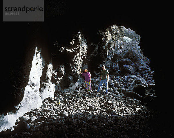 Spanien  Kanarische Inseln  El Hierro  Ansicht der Höhle charco azul