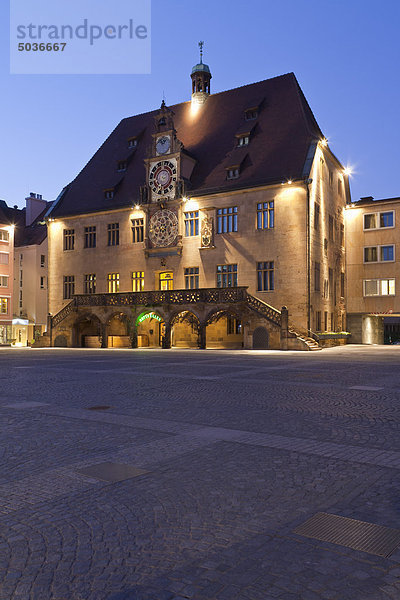 Deutschland  Baden-Württemberg  Heilbronn  Historisches Rathaus mit astronomischer Uhr