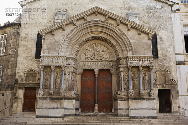 Kirche von Saint Trophime  Arles  Bouches-du-Rhône  Provence  Frankreich