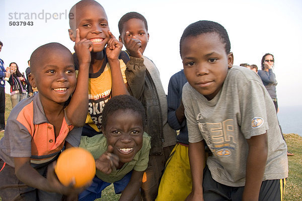 Portrait von lokalen Kinder und Freunde  Transkei  Südafrika