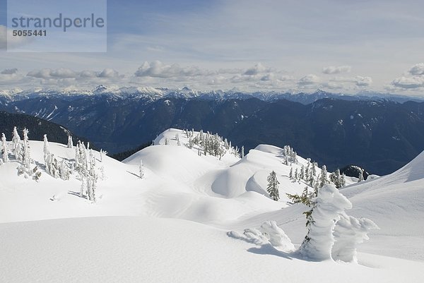Die Ansicht Blick von Osten von erste Pumpe Peak auf Mt Seymour Mt Seymour Provincial Park Vancouver BC Kanada