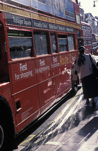 UK  England  London  roten Busse