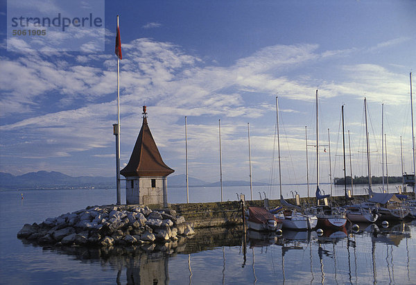 Schweiz  Lausanne. Leman See Morgee
