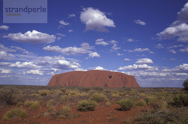 Australia  Northern Territory  Ulu?u-Kata Tju?a National Park  Uluru (Ayers Rock)