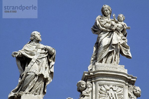 Lazio Rom  Santa Maria Maggiore Kirche  Statuen