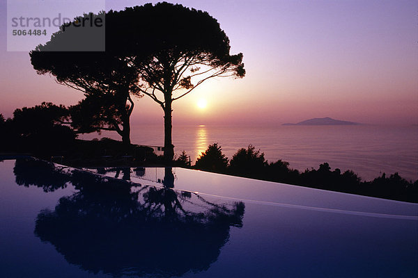 Hotel Schwimmbad Kampanien Capri Abenddämmerung Italien