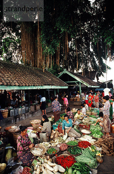 Ein Markt in Zentraljava  Indonesien.