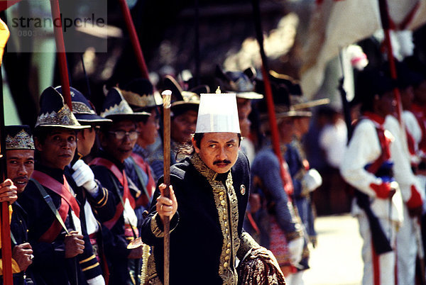 Wache des Sultans von Yogyakarta  Java  Indonesien.