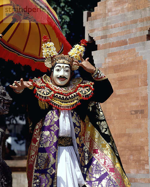 Maskierte Tänzer Bali  Indonesien.