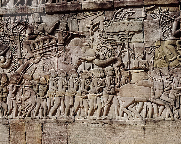 Cambodia Angkor. Bayon  Detail von reliefs