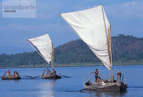 Burma  Arakan  Segelboote