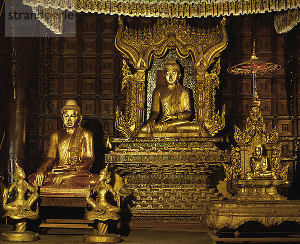 Interieur des Shwenandaw-Klosters  Mandalay  Myanmar (Burma)