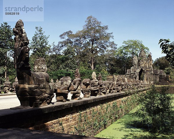 Tore von Angkor Thom - South Gate  Angkor  Kambodscha