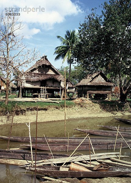 Dorf im Angoram-Distrikt  Abelam Kultur  Sepik Fluss  Papua Neuguinea