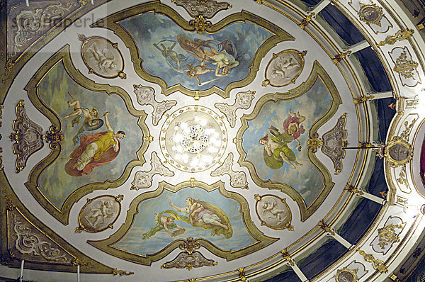 Theatergebäude Theater Emilia-Romangna Decke Italien