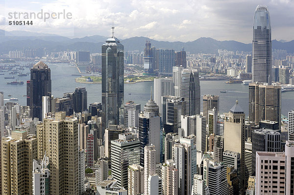 China  Hong Kong  Skyline vom Victoria peak