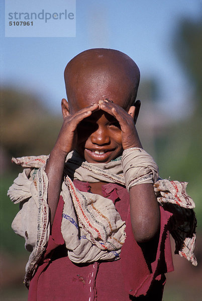 Äthiopien  Lalibela  Mädchen Wette Giyorgis Village