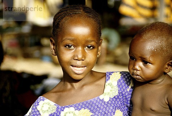 Côte d ' Ivoire  Mande  jungen und Mädchen