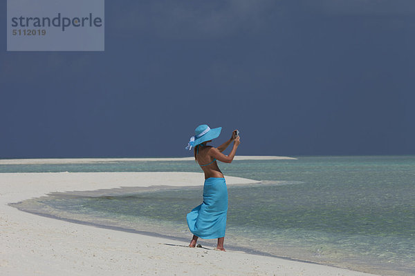 Tropisch  Tropen  subtropisch  Frau  nehmen  Strand  Gemälde  Bild